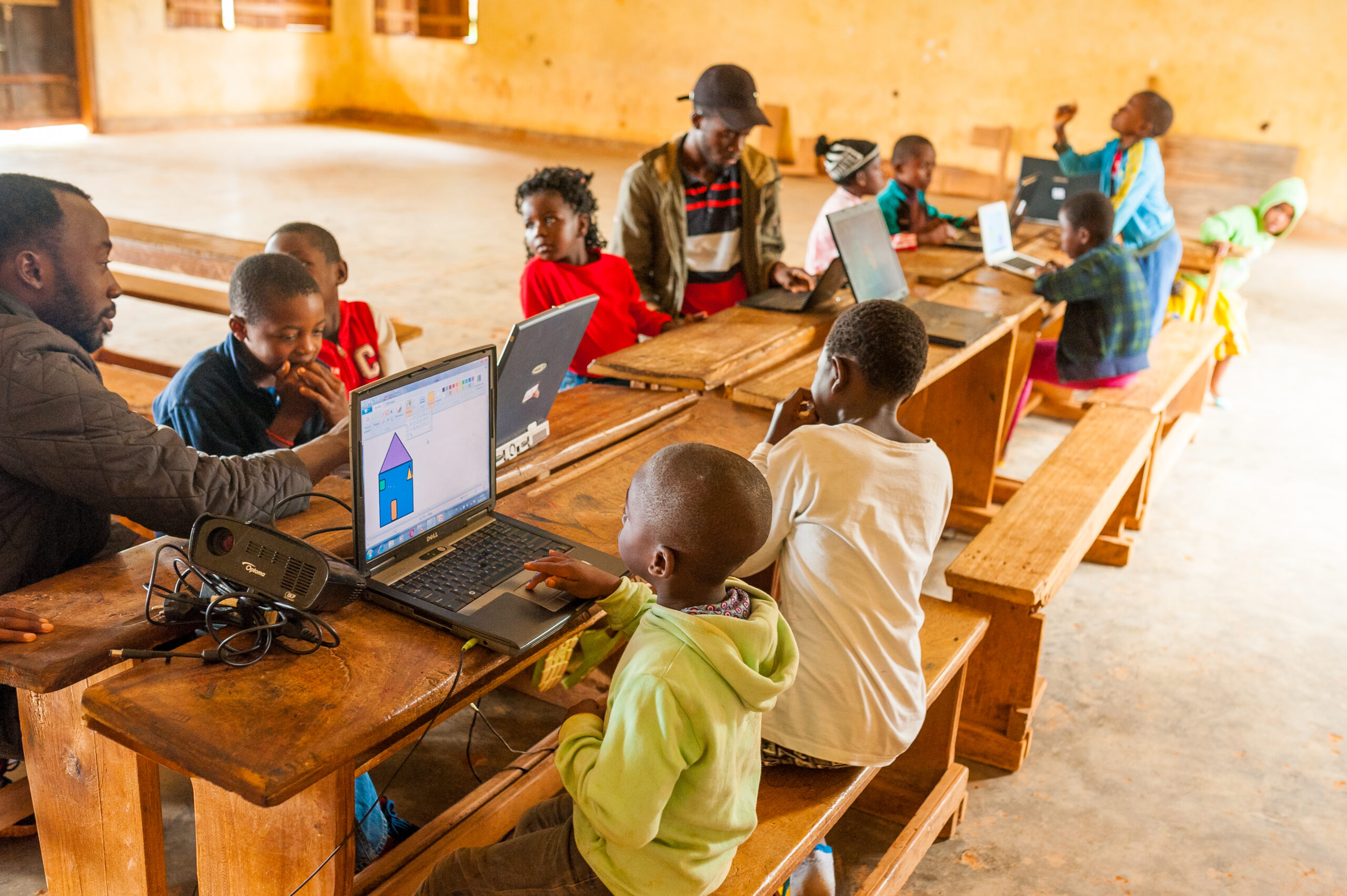Die Bedeutung der digitalen Bildung und der Selbstbefähigung von Kindern auf dem afrikanischen Kontinent