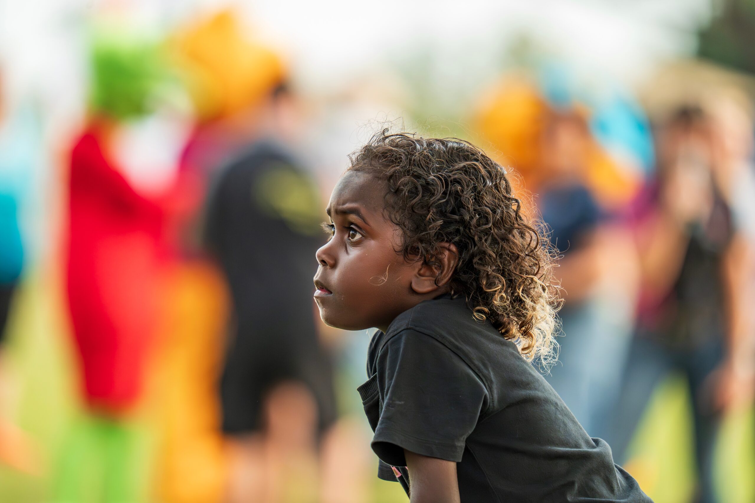 Die fortdauernde Trennung von Aborigine-Kindern von ihren Herkunftsfamilien in Australien