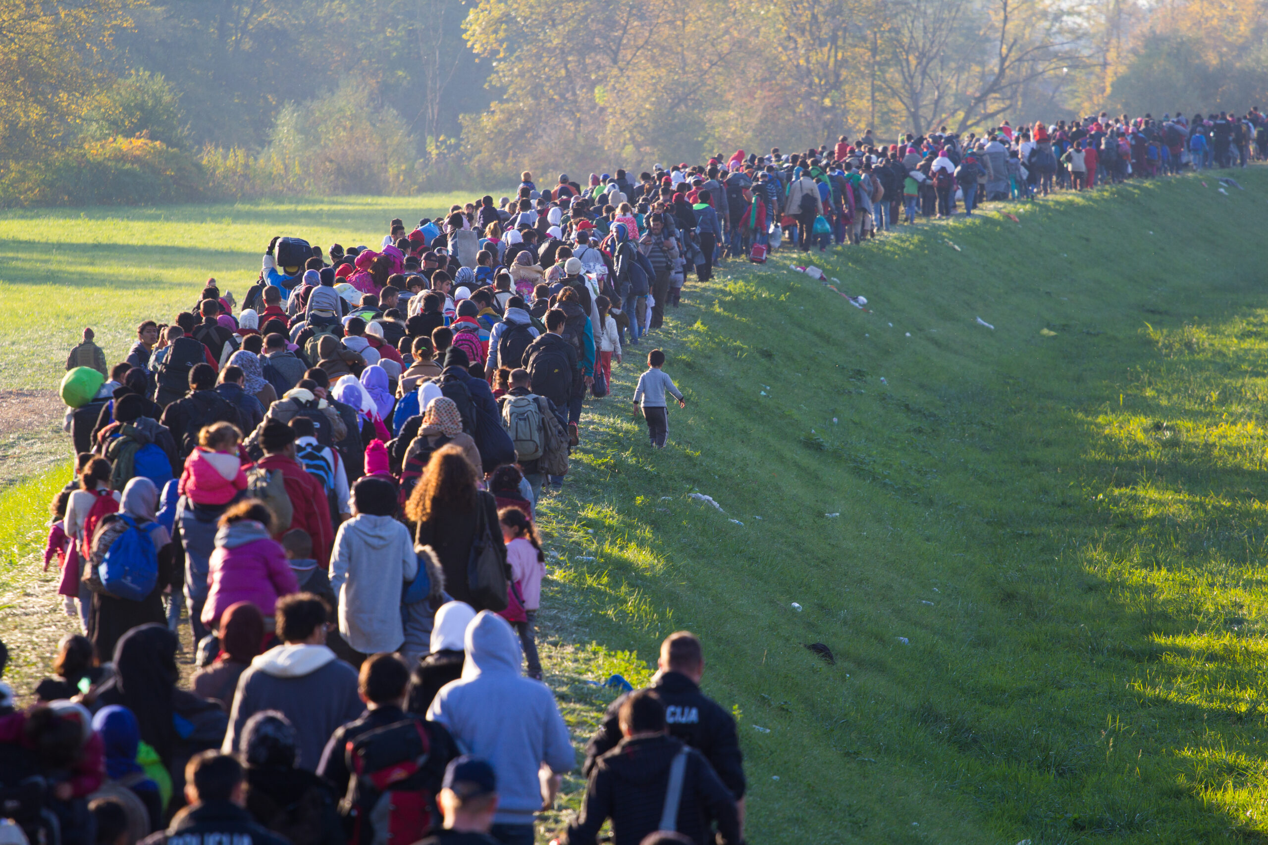 Prüfung der Auswirkungen des EU-Migrations- und Asylpakets auf die Rechte von Kindern